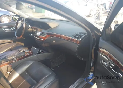 2007 Mercedes-Benz S 550 из США, поврежденный, VIN WDDNG71X27A080384